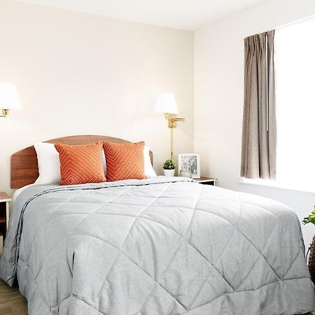 Intown Suites Extended Stay Houston Tx - Stuebner Airline Rd Louetta Exteriör bild