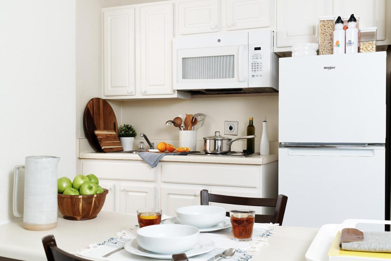 Intown Suites Extended Stay Houston Tx - Stuebner Airline Rd Louetta Exteriör bild